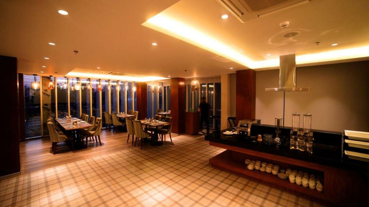 Hotel Le Lotus Grand Kakarmatha Eksteriør bilde